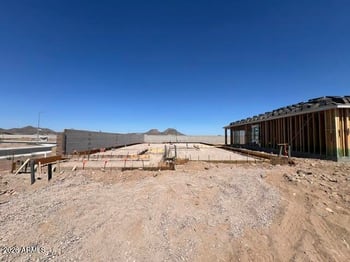 25927 79th Dr, Peoria, AZ 85383