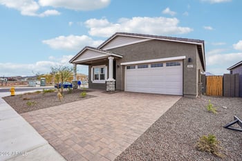 25927 N 79th Dr, Peoria, AZ 85383