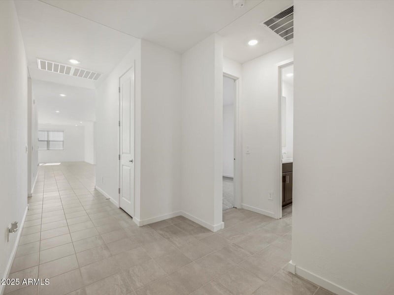 2593 Grenache Dr, San Tan Valley, AZ 85143