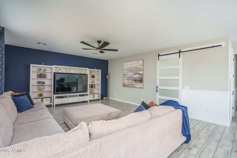 25930 Thornhill Dr, Peoria, AZ 85383