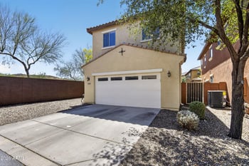 25933 53rd Dr, Phoenix, AZ 85083