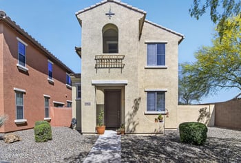 25933 53rd Dr, Phoenix, AZ 85083