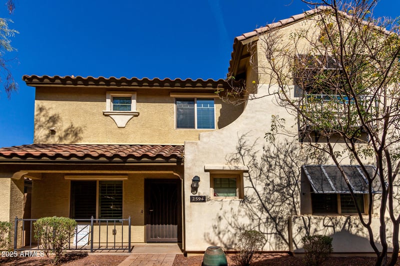 2594 Boston St, Gilbert, AZ 85295