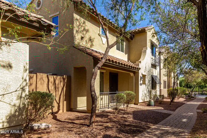 2594 Boston St, Gilbert, AZ 85295