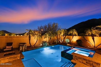 25943 84th Dr, Peoria, AZ 85383