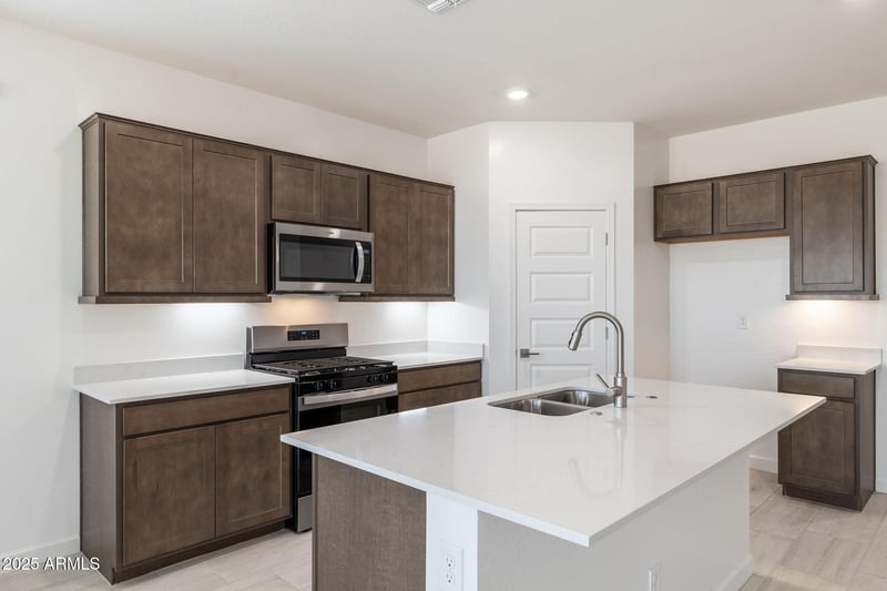25948 Hasan Dr, Buckeye, AZ 85326