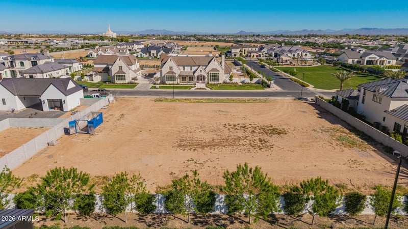 2595 Blue Sage Rd #101A, Gilbert, AZ 85297
