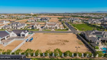 2595 Blue Sage Rd #101A, Gilbert, AZ 85297