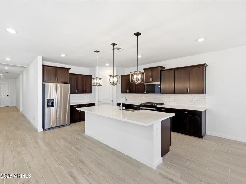 2595 E Vintage Dr, San Tan Valley, AZ 85143