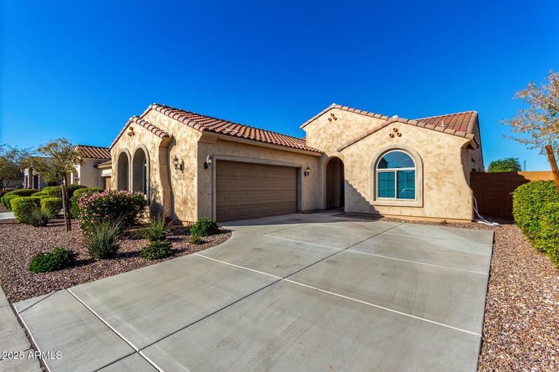 25958 Oraibi Dr, Buckeye, AZ 85396