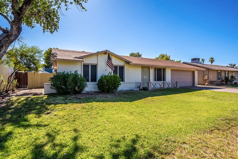 2596 E Commonwealth Cir, Chandler, AZ 85225