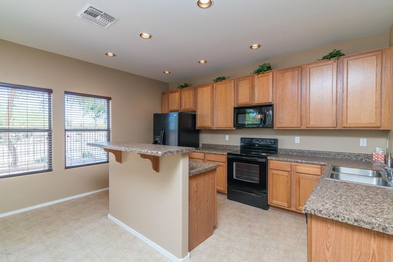 2596 S Southwind Dr, Gilbert, AZ 85295