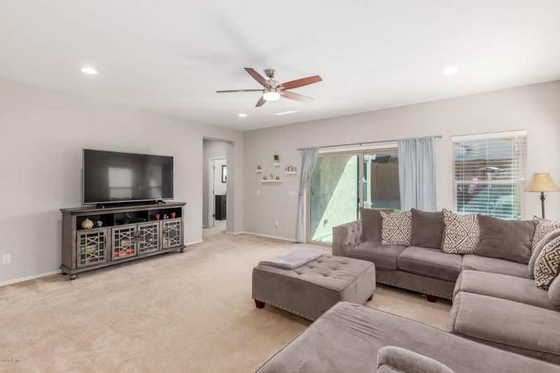 25973 W Escuda Dr, Buckeye, AZ 85396