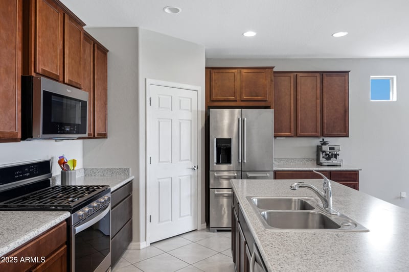 25974 Horsham Dr, Buckeye, AZ 85396