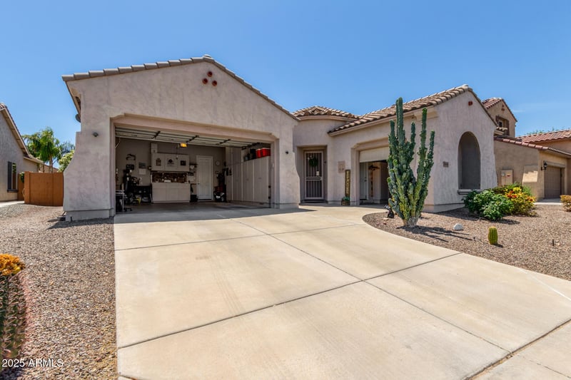 25995 Sierra Pinta Dr, Buckeye, AZ 85396