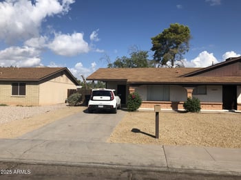 26 Duke Dr, Tempe, AZ 85283