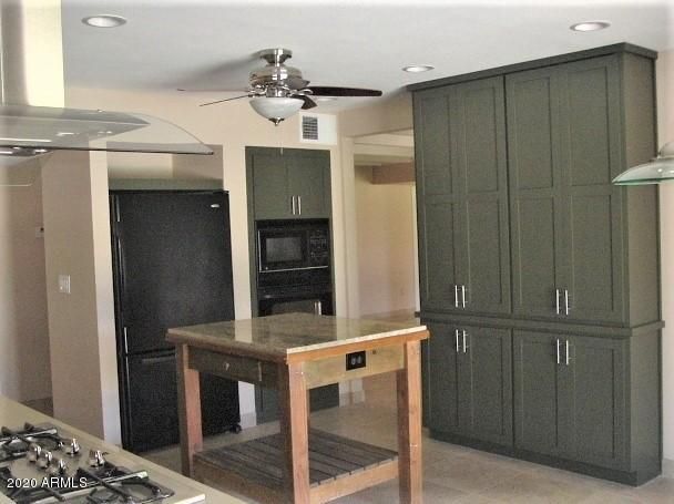 26 E Interlacken Dr, Phoenix, AZ 85022