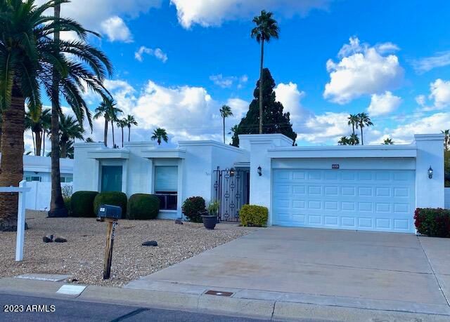 26 E Piping Rock Rd, Phoenix, AZ 85022
