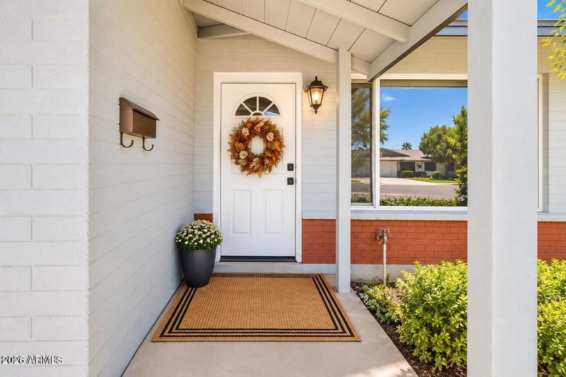 26 W Erie Dr, Tempe, AZ 85282