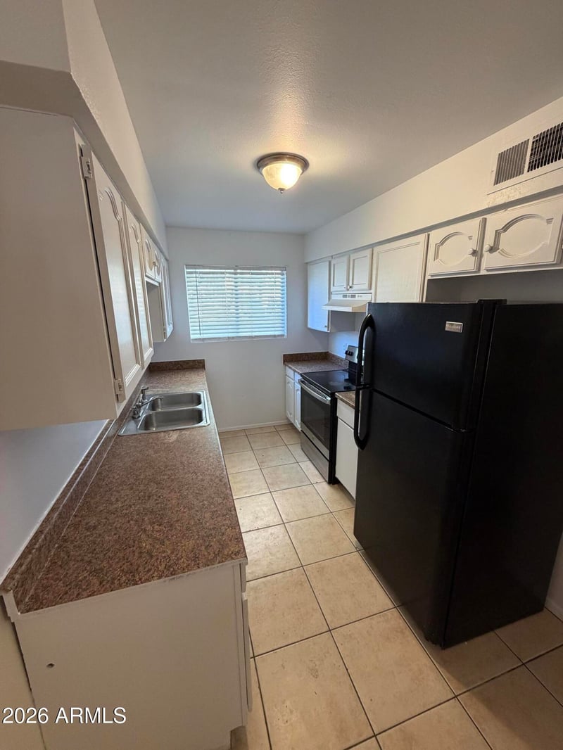 260 8th Ave #26, Mesa, AZ 85210