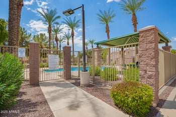 2600 Springfield Pl #64, Chandler, AZ 85286