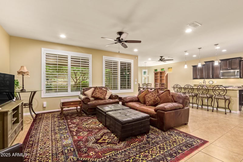 26005 106th Dr, Peoria, AZ 85383