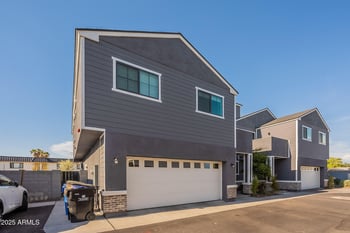 2601 27th St #4, Phoenix, AZ 85008