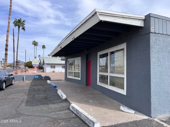 2601 32nd St, Phoenix, AZ 85008