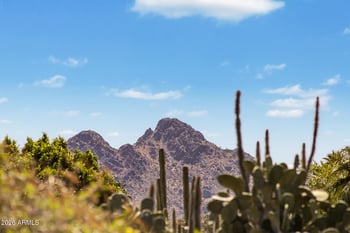 2601 Dahlia Dr, Phoenix, AZ 85032