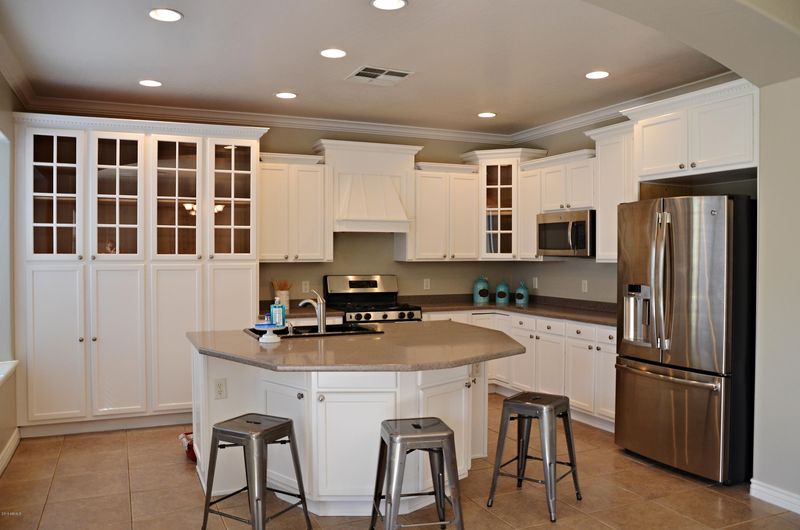 2601 E Shannon St, Gilbert, AZ 85295