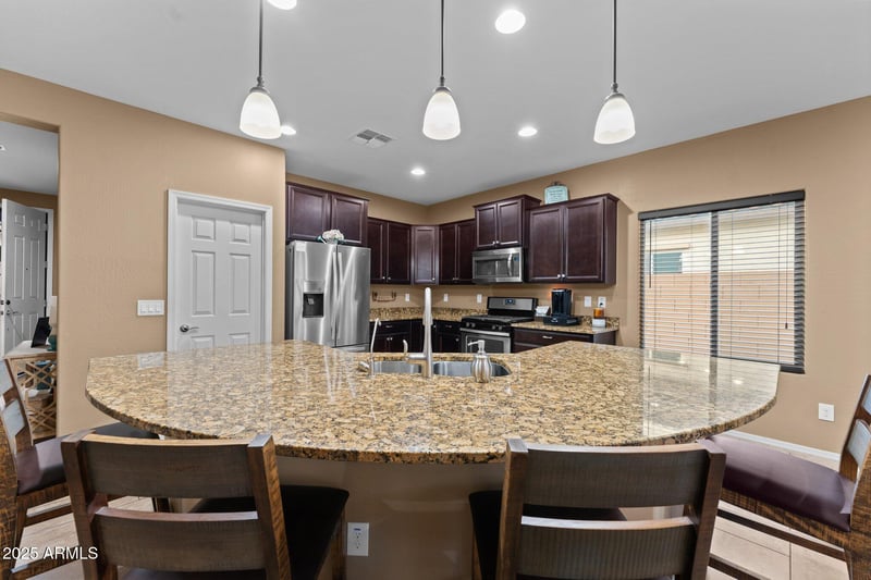 26011 Wahalla Ln, Buckeye, AZ 85396