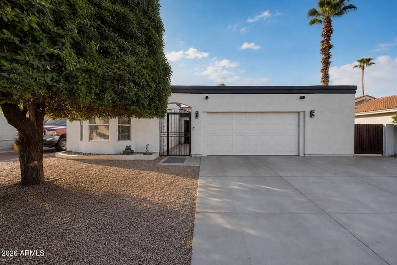26014 S Brentwood Dr, Sun Lakes, AZ 85248