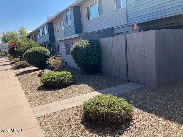 2602 Berridge Ln #C102, Phoenix, AZ 85017