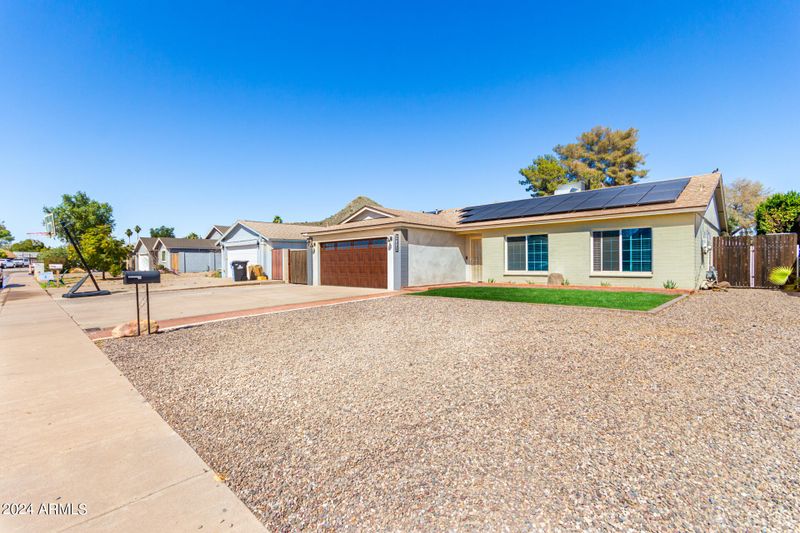 2602 E Aster Dr, Phoenix, AZ 85032