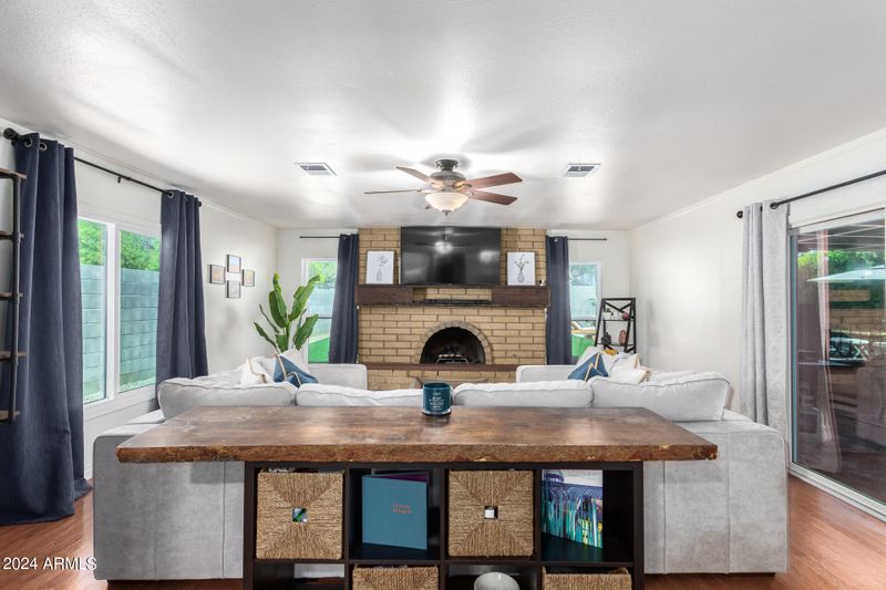 2602 E Aster Dr, Phoenix, AZ 85032