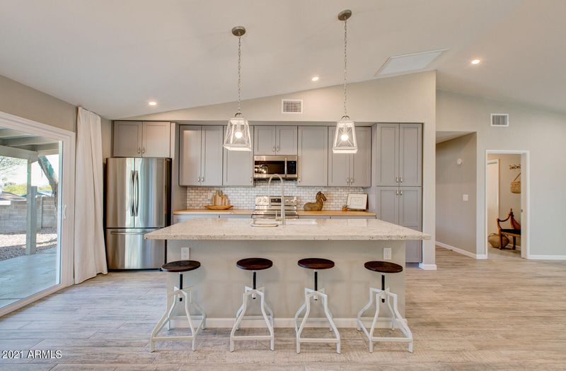 2602 E Marilyn Rd, Phoenix, AZ 85032