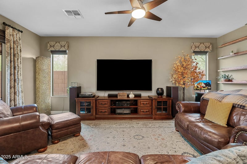 2602 Royer Rd, Phoenix, AZ 85085
