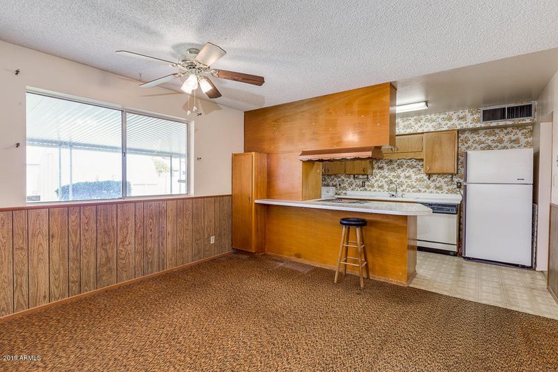 2602 W Charter Oak Rd, Phoenix, AZ 85029