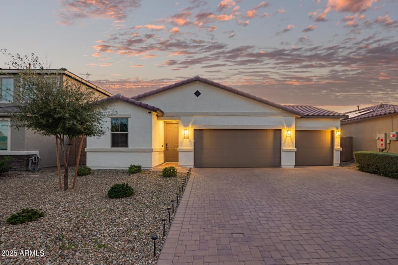 26026 Thornhill Dr, Peoria, AZ 85383