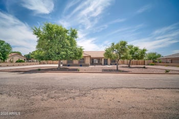 2603 200th Ln, Buckeye, AZ 85326