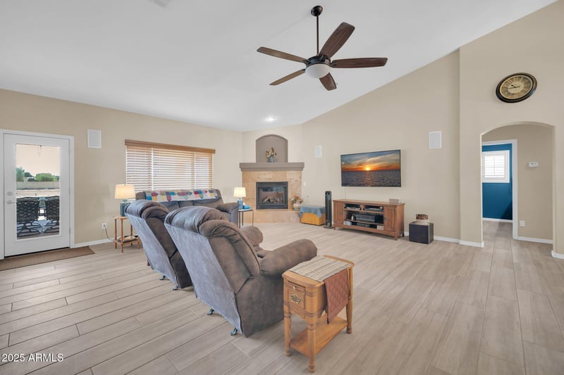 2603 200th Ln, Buckeye, AZ 85326