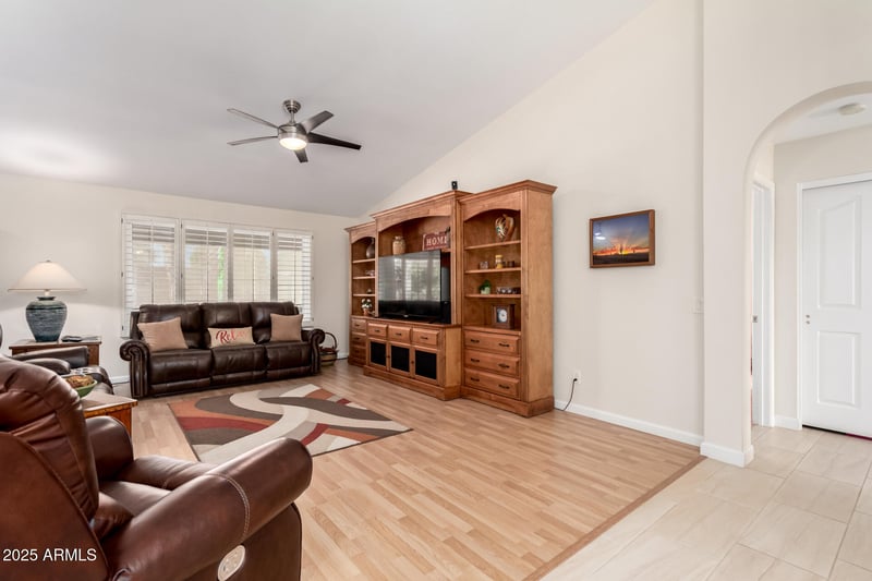 26038 Saddletree Dr, Sun Lakes, AZ 85248