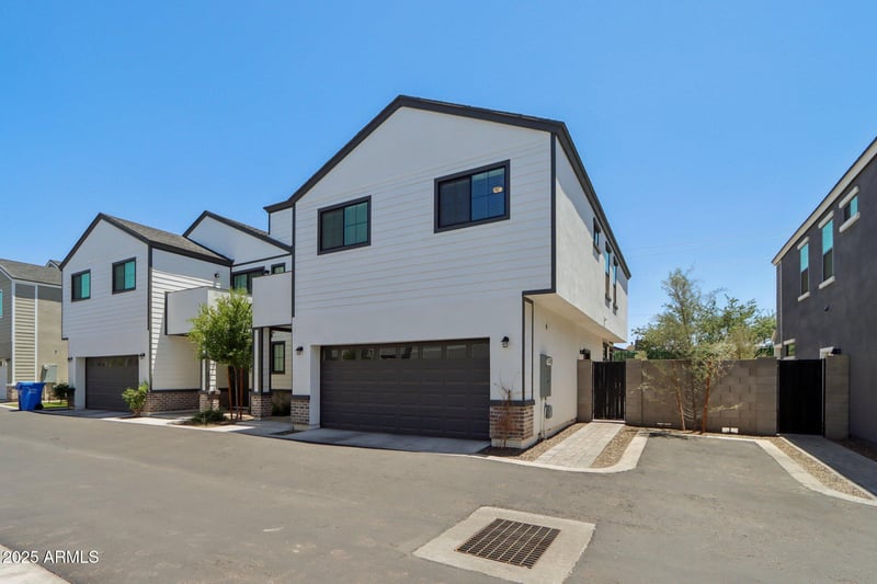 2604 27th St #17, Phoenix, AZ 85008