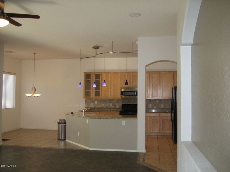 2604 E Carson Rd, Phoenix, AZ 85042