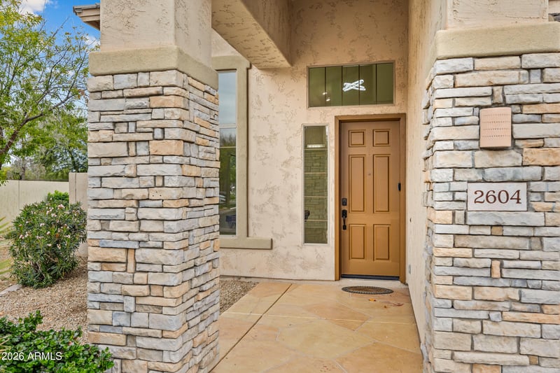 2604 Glass Ln, Phoenix, AZ 85042