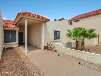 2604 S Siesta Dr, Tempe, AZ 85282