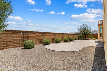 26042 Kristal Way, Buckeye, AZ 85396