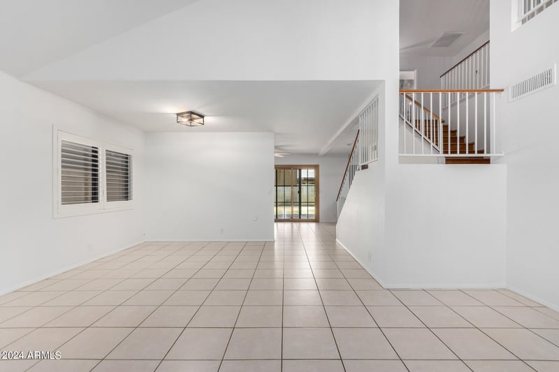 2605 89th Dr, Phoenix, AZ 85037