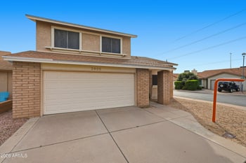 2605 Gelding Dr, Phoenix, AZ 85023