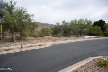 2605 Piedmont Rd #30, Phoenix, AZ 85041